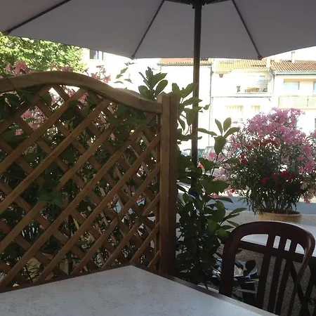 Des Remparts Hotell Villeneuve-sur-Lot
