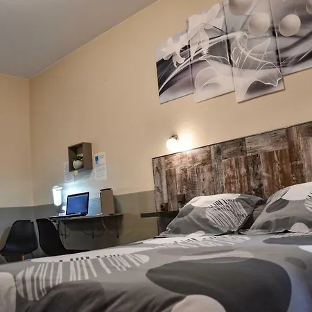 Des Remparts Hotell Villeneuve-sur-Lot